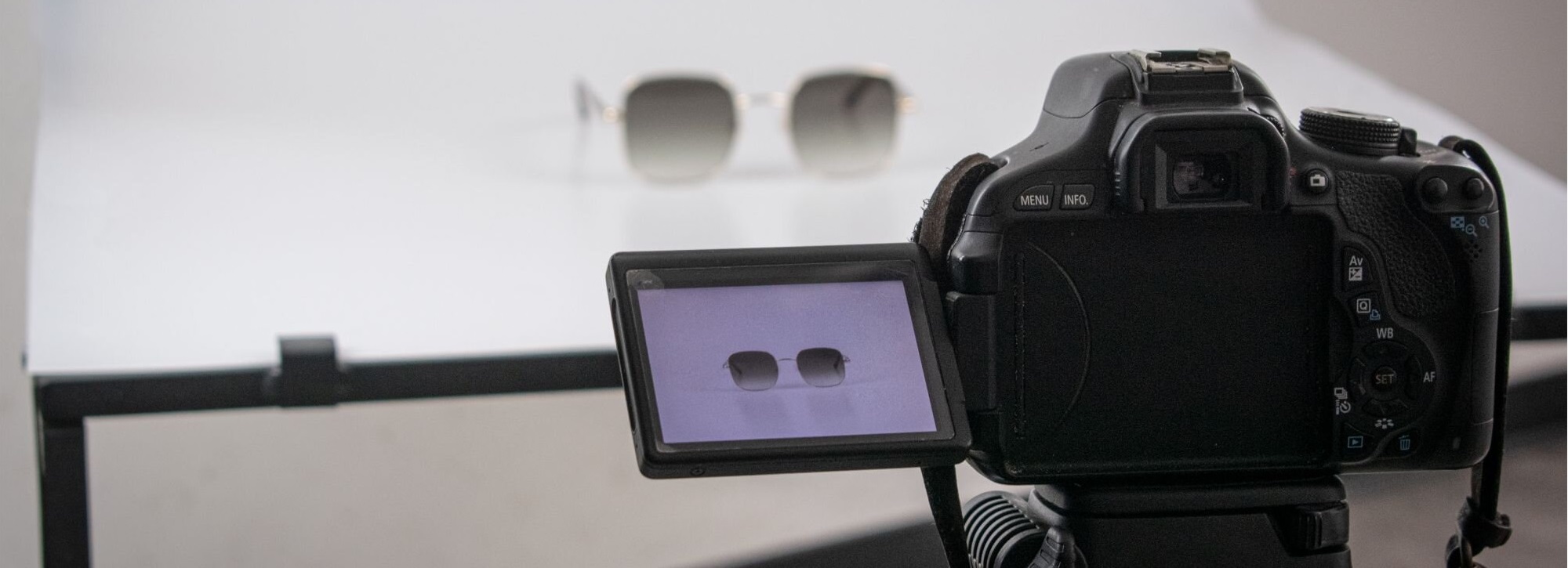 Professionelle Produktfotografie Brillen durch Werbeagentur Rocktician
